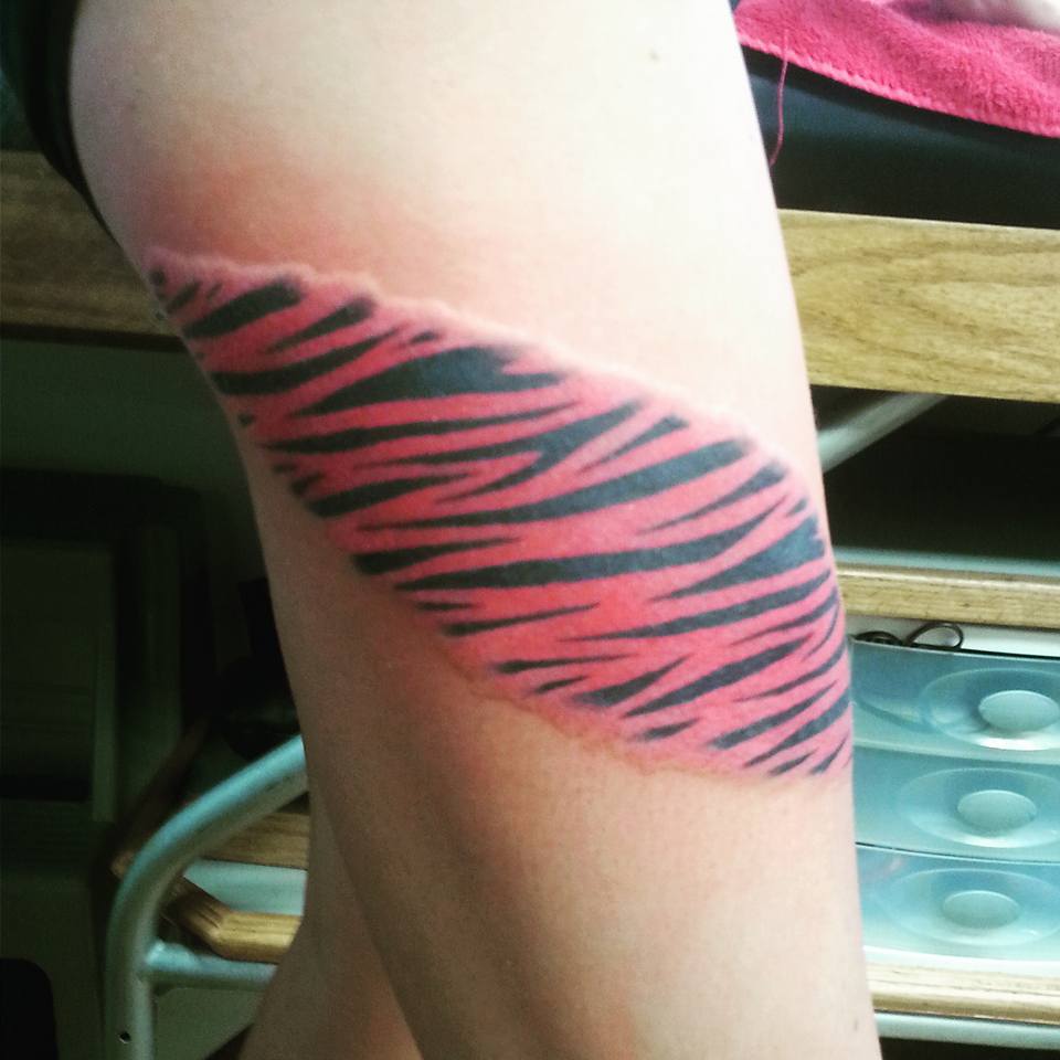 pink-tiger-stripes